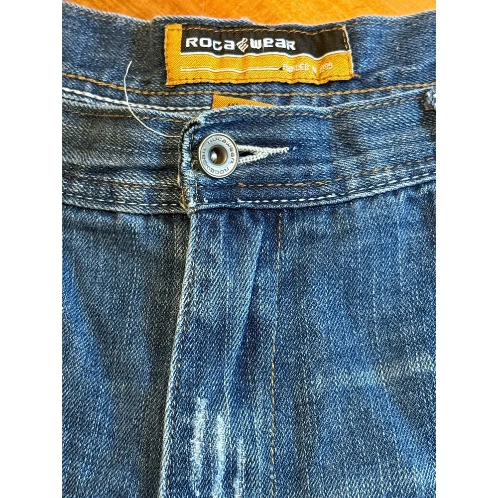 Vintage Y2K Rocawear 42 Embroidered Denim Shorts Jorts 42w Skater Hip Hop